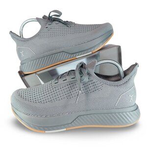 Flux Adapt Runner Zero Drop Wide Toe Box Shoes Women's 6 Grey / Gum